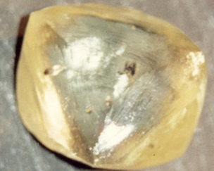 ダイアモンド の原石